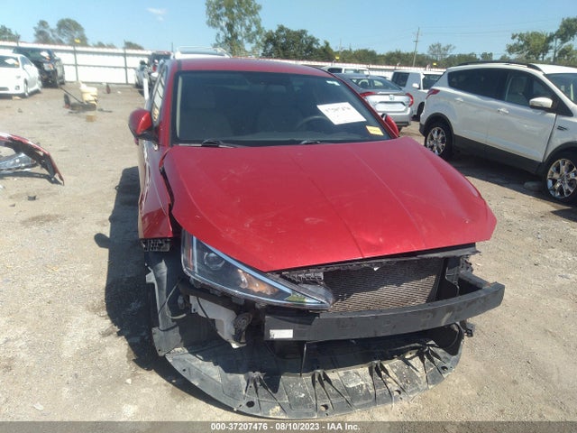 2019 HYUNDAI ELANTRA SE VIN: 5NPD74LF8KH425136