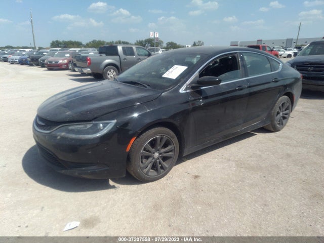 Chrysler 200 Touring 2016 1C3CCCFB3GN193907 Image 2