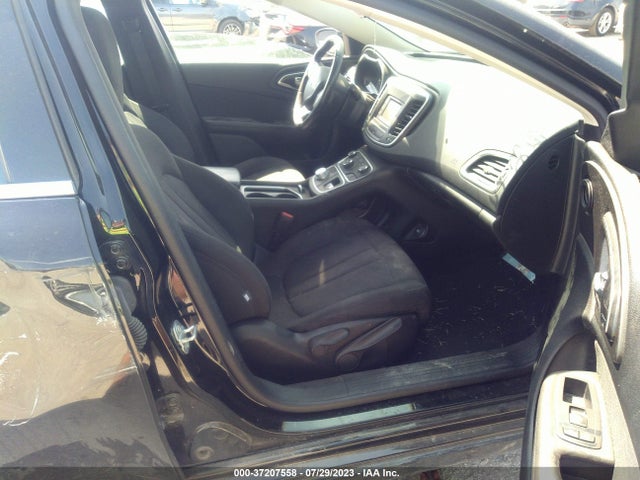 Chrysler 200 Touring 2016 1C3CCCFB3GN193907 Image 5