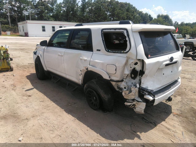 Toyota 4RUNNER SR5 2020 JTEZU5JR6L5227430 Image 3