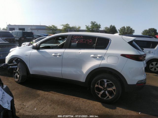 KNDPMCAC8L7754336 KIA Sportage Lx