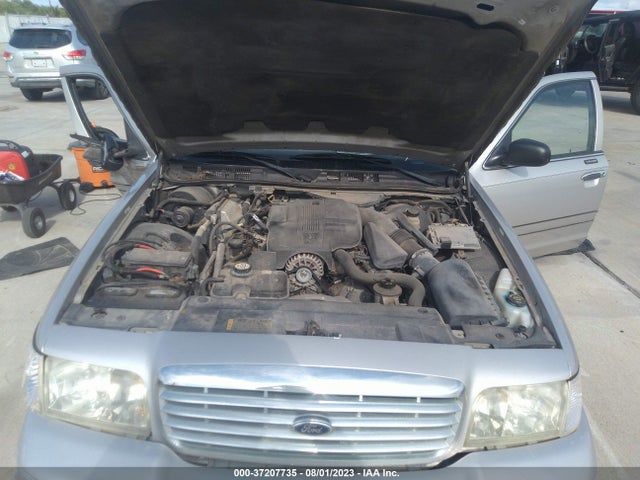 2006 FORD CROWN VICTORIA LX SPORT/LX VIN: 2FAFP74V06X137413