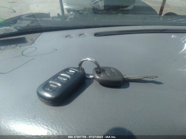 2002 TOYOTA CAMRY XLE/LE/SE VIN: 4T1BF32K82U513348