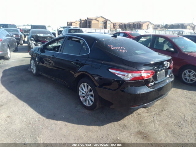 Toyota CAMRY LE 2020 4T1C11AK7LU935332 Image 3
