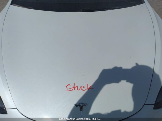 2023 Tesla 3, VIN: 5YJ3E1EA1PF588265