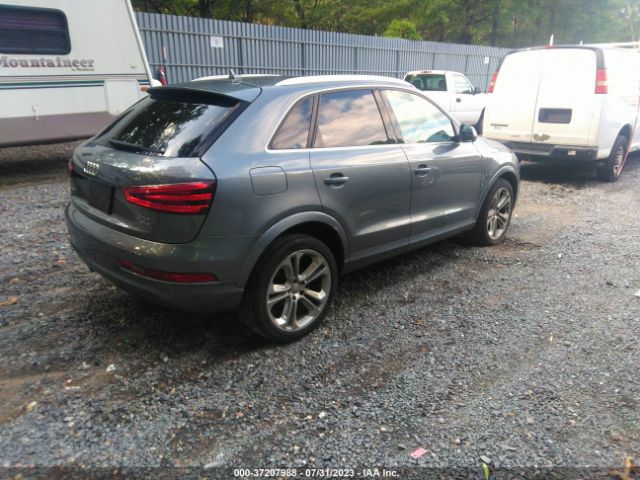 WA1EFCFS4FR012360 Audi Q3 2.0t Premium Plus