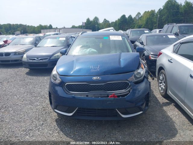 KNDCB3LC7J5200733 KIA NIRO LX