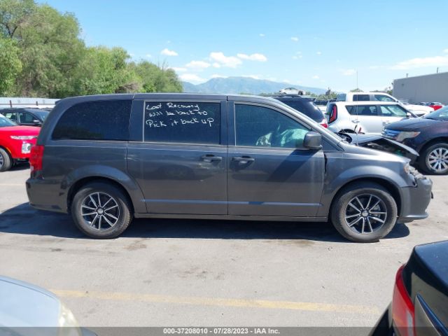 2C4RDGCG9JR262796 Dodge Grand Caravan Sxt