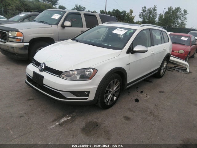 3VWH17AU8HM521399 Volkswagen Golf Alltrack S/se/sel