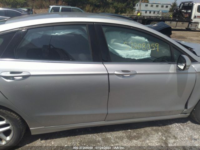 1FA6P0H78G5100809 Ford FUSION SE