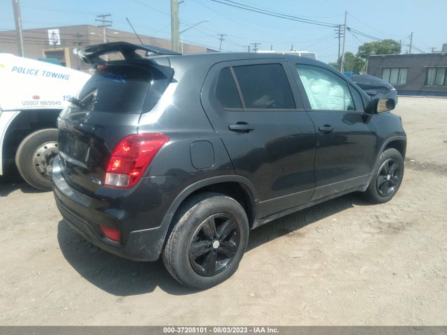 Chevrolet TRAX LS 2020 3GNCJNSB3LL222018 Image 4