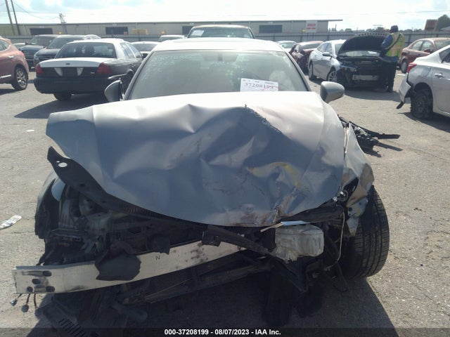 JTHBA1D29G5010867 Lexus IS 200T