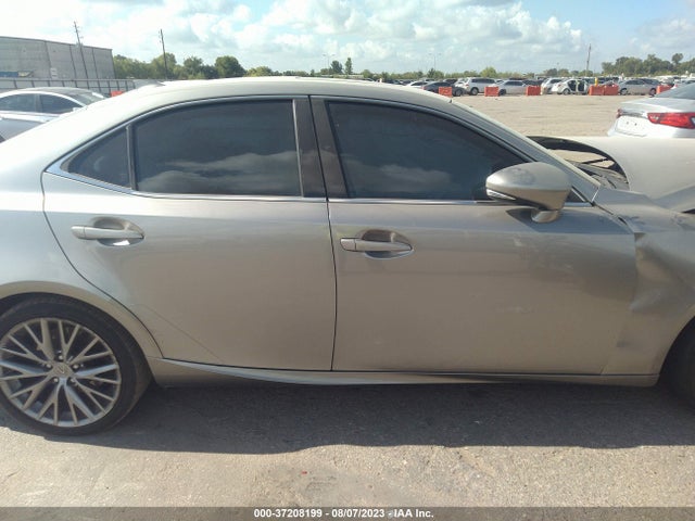 JTHBA1D29G5010867 Lexus IS 200T