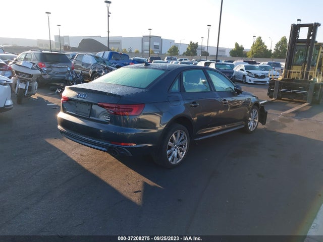 WAUKMAF40JA129958 Audi A4 Premium/tech Premium