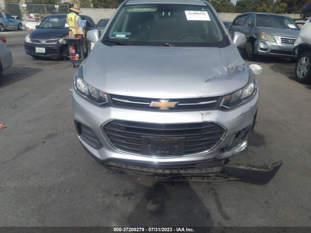 Chevrolet TRAX LS 2018 KL7CJKSB6JB579194 Image 12