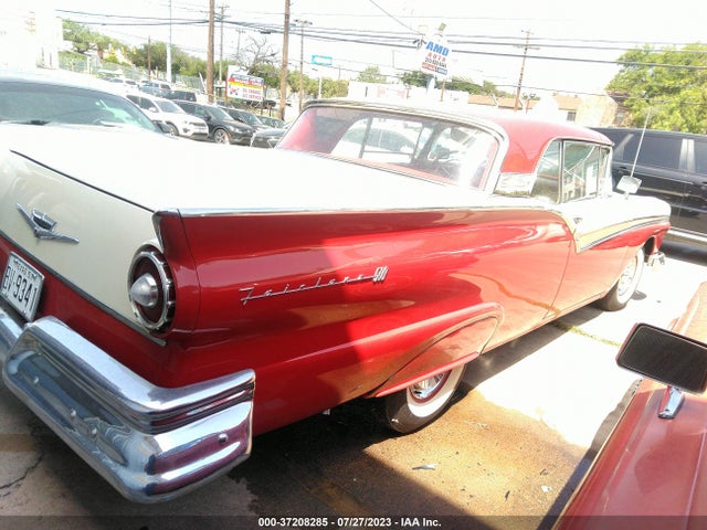1957 FORD FAIRLANE VIN: D7KW144923