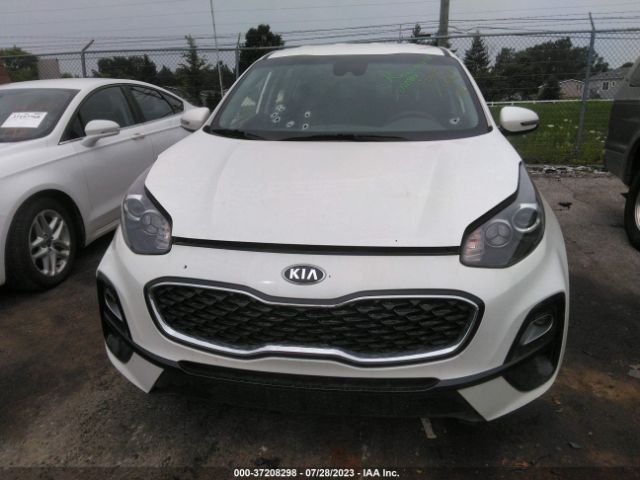 KNDPMCAC8M7889883 KIA Sportage Lx