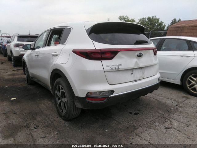 KNDPMCAC8M7889883 KIA Sportage Lx