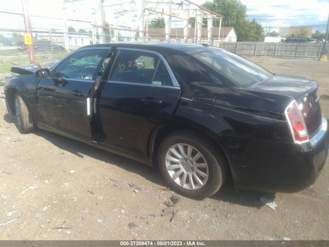 Chrysler 300 2014 2C3CCAAG2EH263281 Image 3