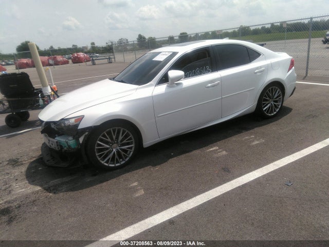 Lexus IS 250 2014 JTHCF1D20E5009402 Image 2