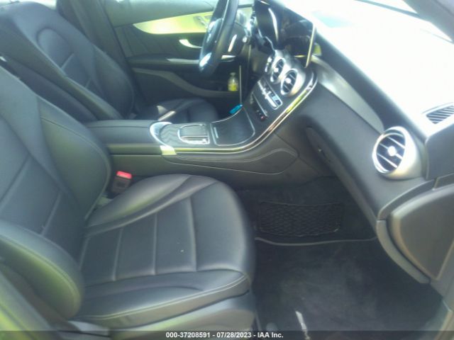 WDC0G8DBXLF728832 Mercedes-Benz Glc Glc 300