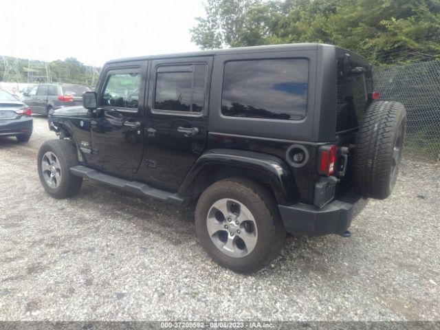 1C4BJWEGXHL592998 Jeep Wrangler Unlimited Sahara