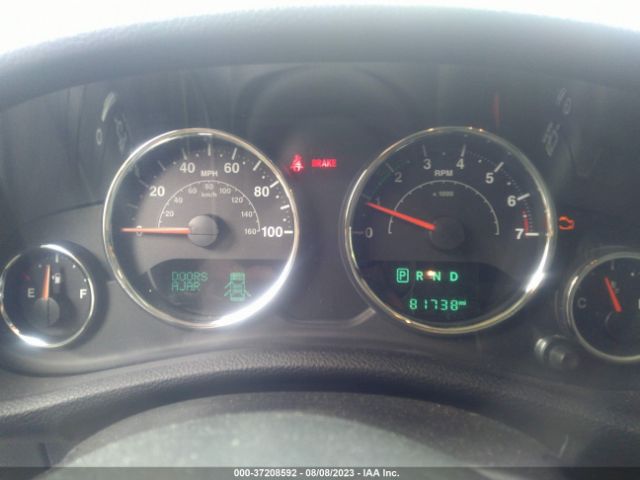 1C4BJWEGXHL592998 Jeep Wrangler Unlimited Sahara