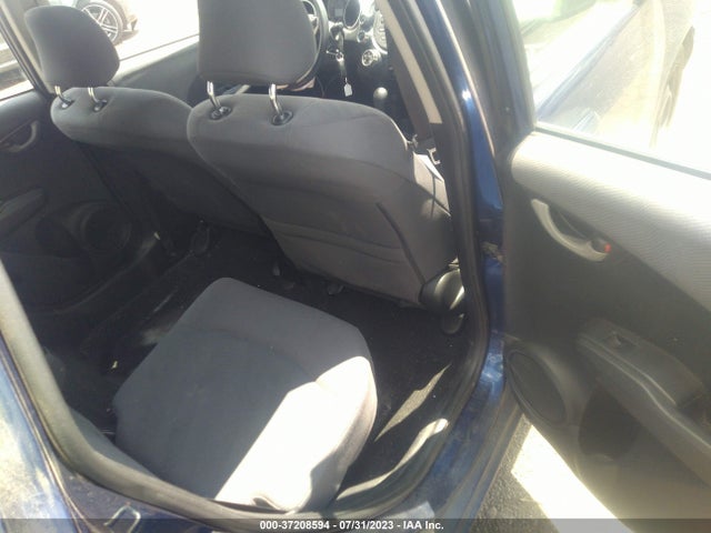 2013 HONDA FIT VIN: JHMGE8H36DC003369