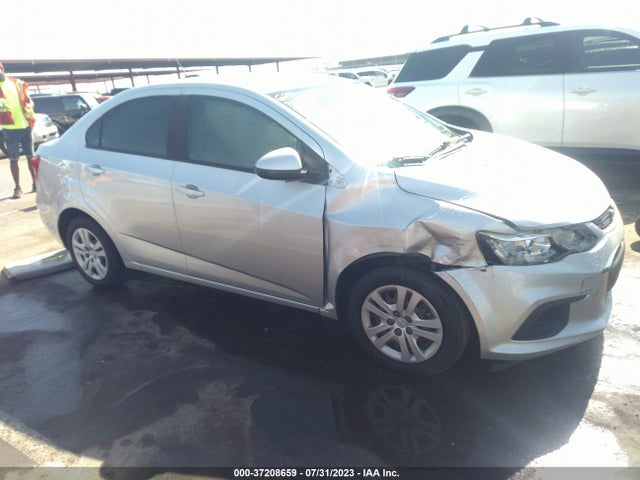 Chevrolet SONIC LS 2017 1G1JB5SH9H4158591 Image 13