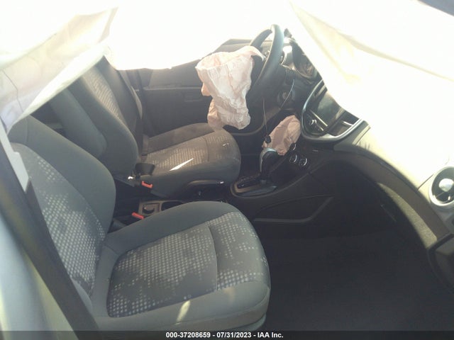 Chevrolet SONIC LS 2017 1G1JB5SH9H4158591 Image 5