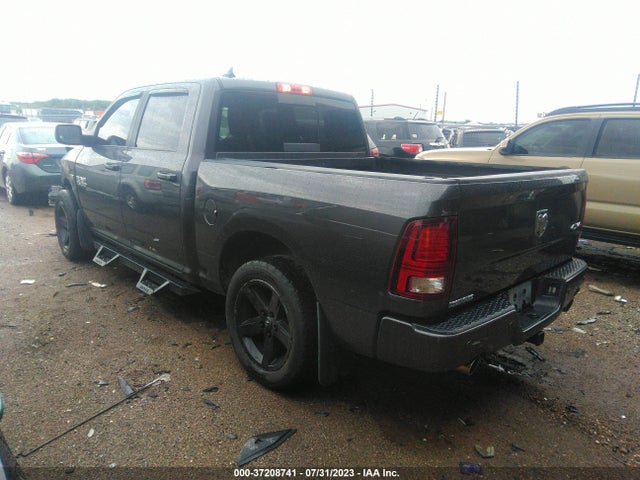 1C6RR7MT1JS190303 RAM 1500 Sport