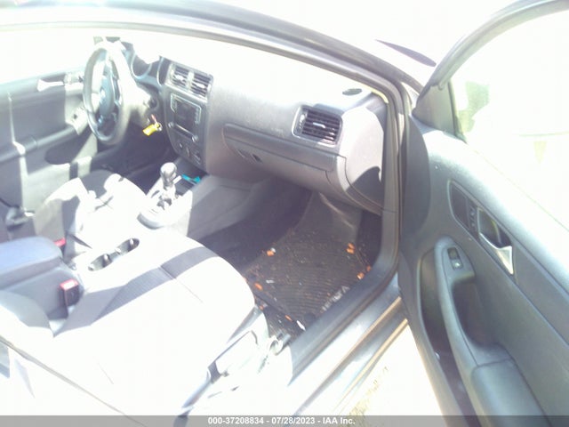3VW267AJ2GM317824 Volkswagen Jetta Sedan 1.4t S W/technology