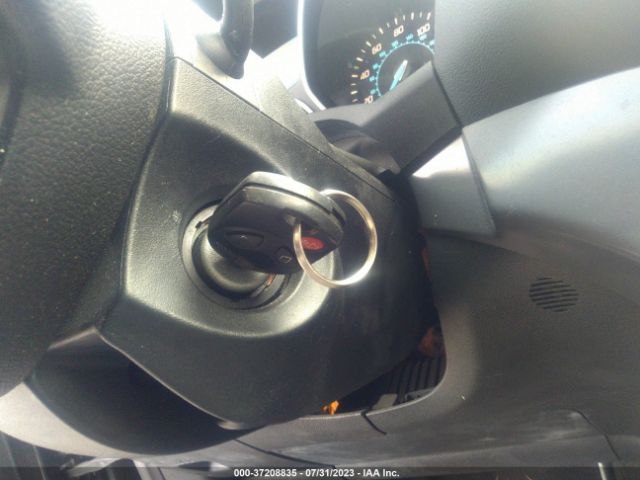 1FMCU9GX9FUC00560 Ford ESCAPE SE