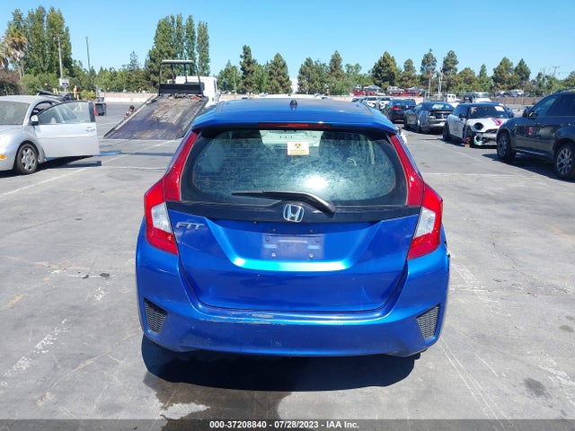 Honda FIT LX 2015 3HGGK5G55FM743865 Image 8
