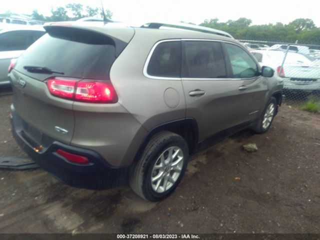 1C4PJLCB0HW604182 Jeep Cherokee Latitude