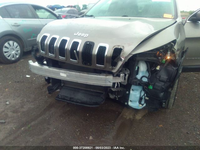 1C4PJLCB0HW604182 Jeep Cherokee Latitude