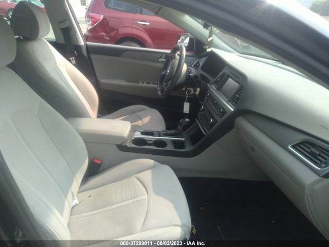 Продажа на аукционе авто 2016 Hyundai Sonata 2.4l Se, vin: 5NPE24AF2GH304373, номер лота: 37209011
