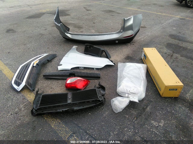 Chevrolet EQUINOX LT 2020 2GNAXUEV4L6103095 Image 12