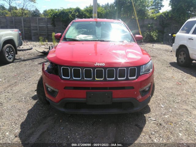 3C4NJDBB1KT813927 Jeep Compass Latitude