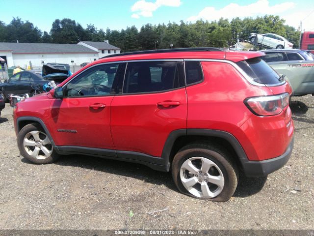 3C4NJDBB1KT813927 Jeep Compass Latitude