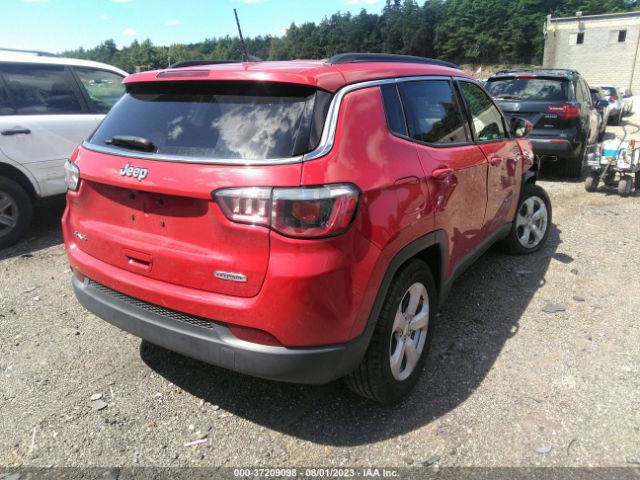 3C4NJDBB1KT813927 Jeep Compass Latitude