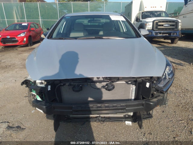 2018 HYUNDAI SONATA SE VIN: 5NPE24AF3JH727387