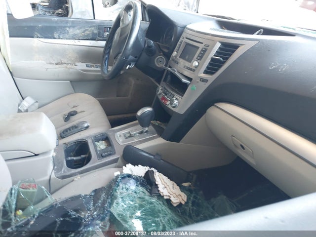 Subaru Outback 2.5i Premium 2014 4S4BRCCC9E3211740 Image 11