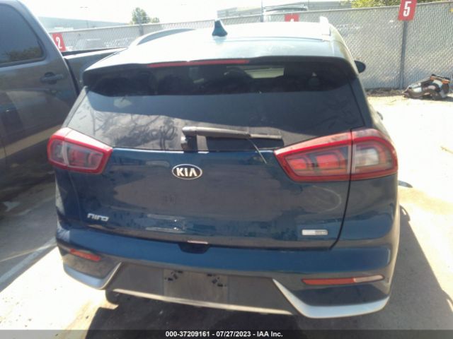 KNDCB3LC3K5241300 KIA NIRO LX