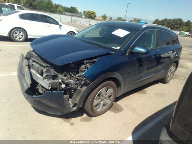 KNDCB3LC3K5241300 KIA NIRO LX