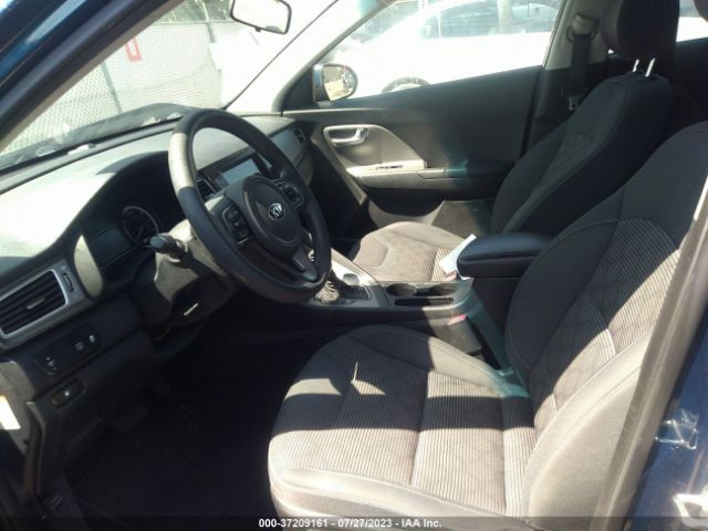 KNDCB3LC3K5241300 KIA NIRO LX