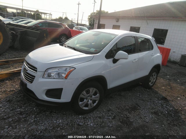Chevrolet TRAX LS 2016 KL7CJKSB2GB645992 Image 2