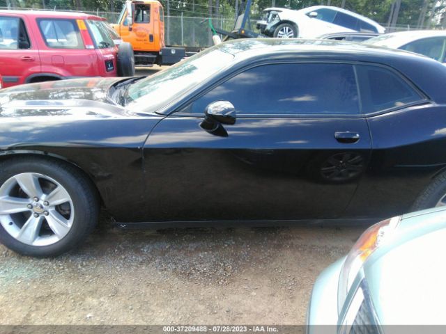2C3CDZAG3GH113534 Dodge Challenger Sxt