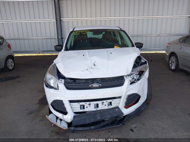 1FMCU0F76FUC57490 Ford ESCAPE S