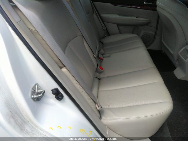 2011 SUBARU LEGACY 2.5I LTD PWR MOON VIN: 4S3BMBK65B3263483